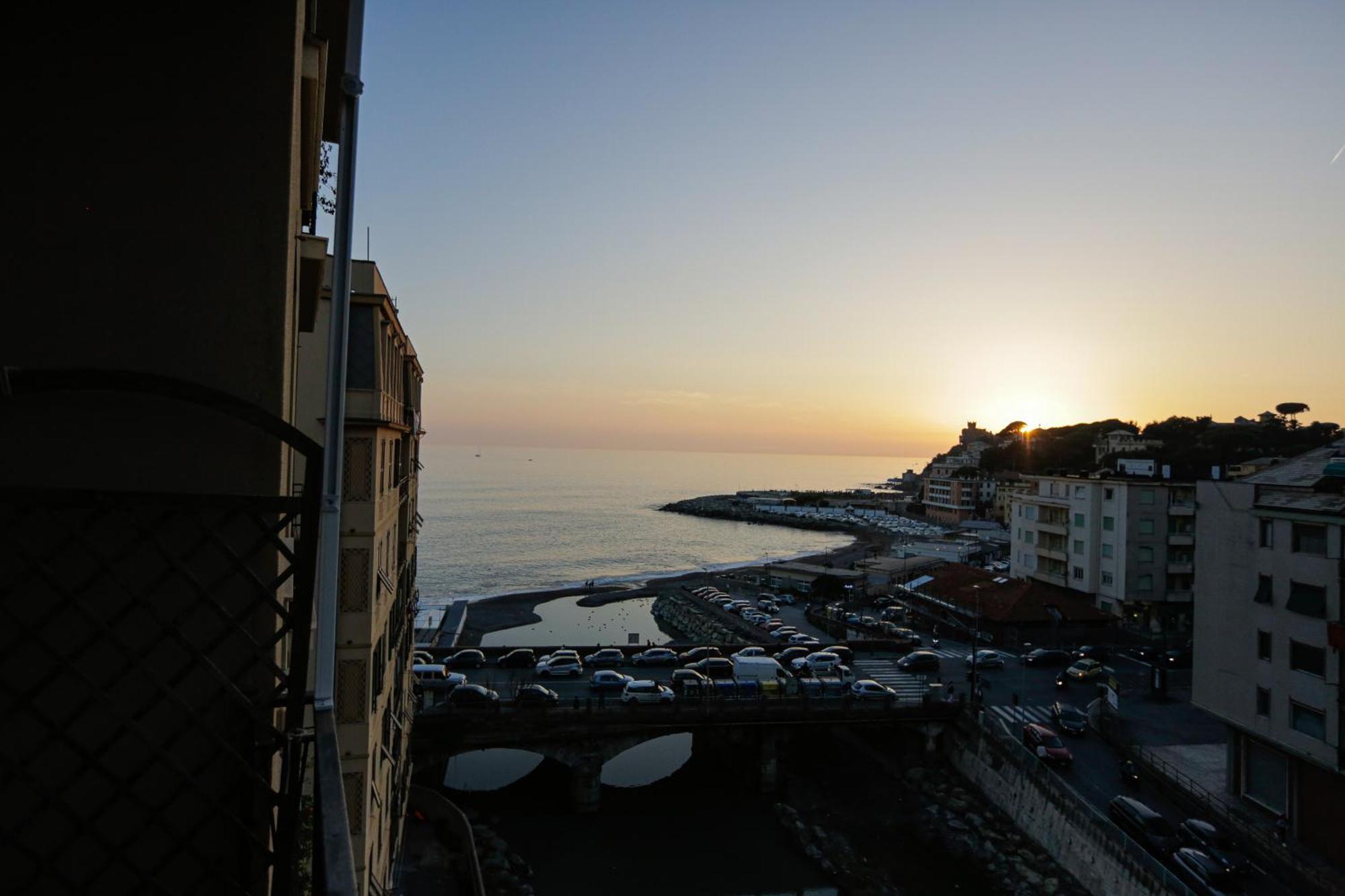 Appartamento A 100M Dal Mare E Dal Gaslini Genua Exterior foto